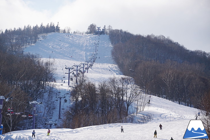 朝里川温泉スキー場 変化に富んだゲレンデでお手軽パウダースノーを満喫♪